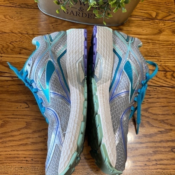 Brooks Adrenaline GTS 16 Turq/Silver Shoe Size 8.5 - Picture 3 of 7